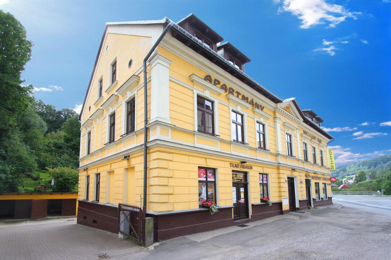 Yellow Street Apartment 捷克布杰约维采 外观 照片
